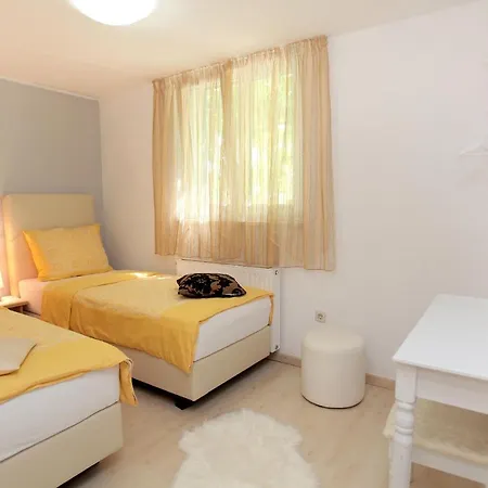 Eva * Trogir